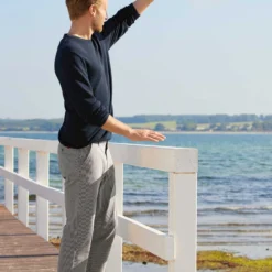 Sommerhose 'Stripes' 5 Sommerhose 'Stripes' -Fred Perry Verkaufsgeschäft 13 0145 2