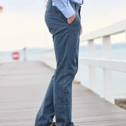 Sommerhose 'Stripes' In Blau 7 Sommerhose 'Stripes' In Blau -Fred Perry Verkaufsgeschäft 13 0162 3