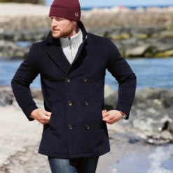 Der Beliebte 'Pea Coat' -Fred Perry Verkaufsgeschäft 83 1566 3