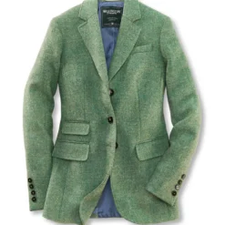 Blazer In Der Trendfarbe Salbei