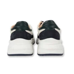 Sneaker In Neuer Optik -Fred Perry Verkaufsgeschäft 99 1027 3